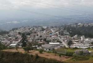 Quito: Encuentran cadáver en recolector de basura de Zámbiza