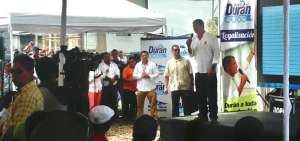 El Presidente particip&oacute; en acto de legalizaci&oacute;n de 288 hect&aacute;reas en Dur&aacute;n
