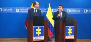 El fiscal general de Ecuador, Carlos Baca Mancheno, comparte una rueda de prensa junto a su hom&oacute;logo colombiano N&eacute;stor Mart&iacute;nez.