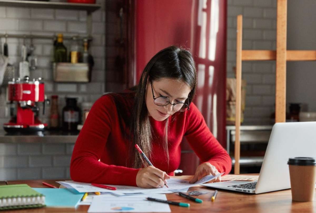 En los programas duales implementados en el pa&iacute;s, nueve de cada 10 estudiantes se quedan trabajando en la empresa donde realizaron su formaci&oacute;n.