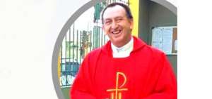 El docente y sacerdote Henry Gallardo falleci&oacute; en Guayaquil