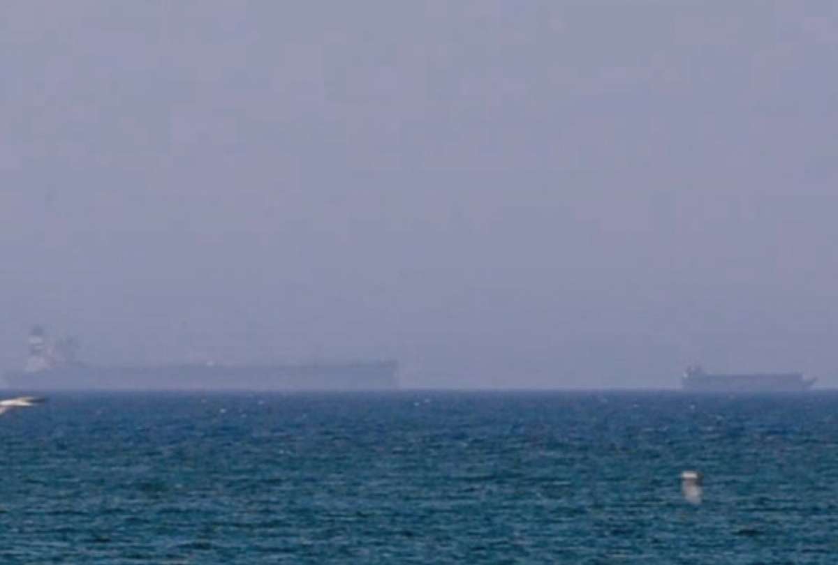 El estrecho de Ormuz es una de las principales rutas utilizadas para el transporte de petr&oacute;leo y gas a nivel mundial.