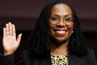 Primera mujer afronorteamericana será la jueza número 116 de la Corte Suprema de Justicia de EEUU