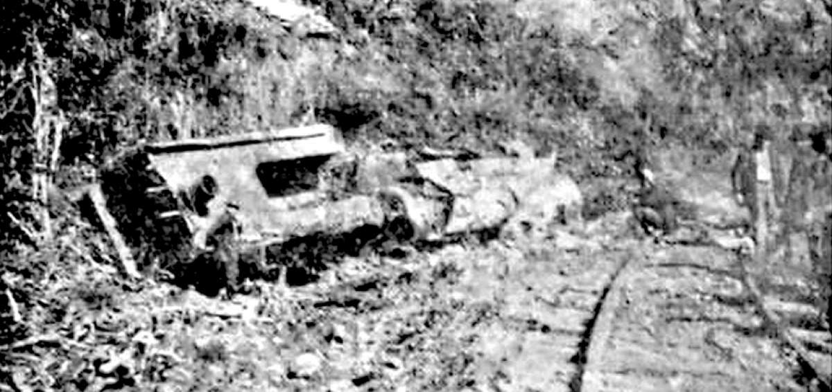 Ferrocarril cay&oacute; en abismo a la altura del km 111 de Bucay