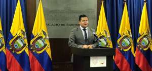 Juan Sebasti&aacute;n Rold&aacute;n, secretario particular del presidente Len&iacute;n Moreno,durante su intervenci&oacute;n en el Palacio de Carondelet.  