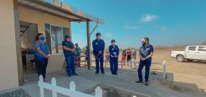 Personas con discapacidad reciben casa propia en Santa Elena