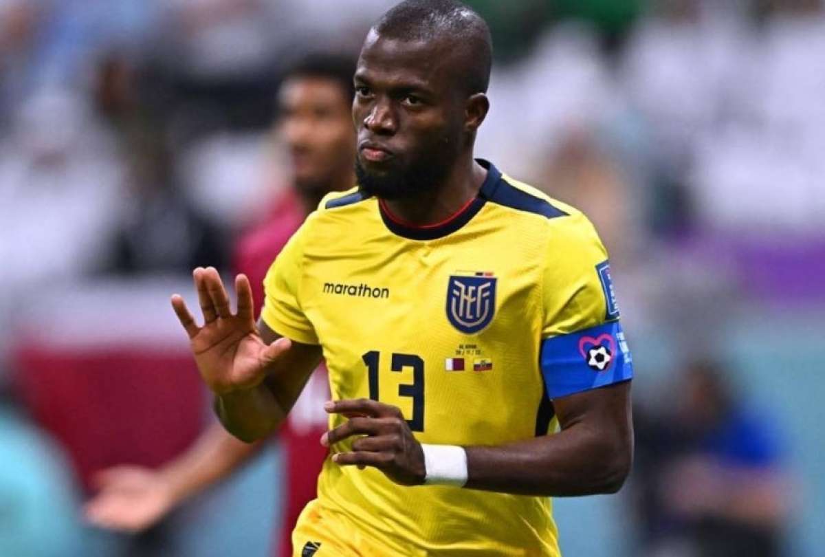 El delantero ecuatoriano dio declaraciones en la zona mixta luego del encuentro de Ecuador con Argentina. La Tricolor perdió en penales.
