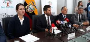Iv&aacute;n Ontaneda, ministro de Producci&oacute;n, dijo que una de las problem&aacute;ticas que enfrenta el sector comercial y exportador es la falta de liquidez por la demora en los pagos de las empresas importadoras de China.