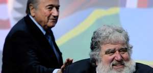 Seg&uacute;n declaraci&oacute;n de Blazer, miembros de la FIFA y &eacute;l aceptaron sobornos (Documentos)