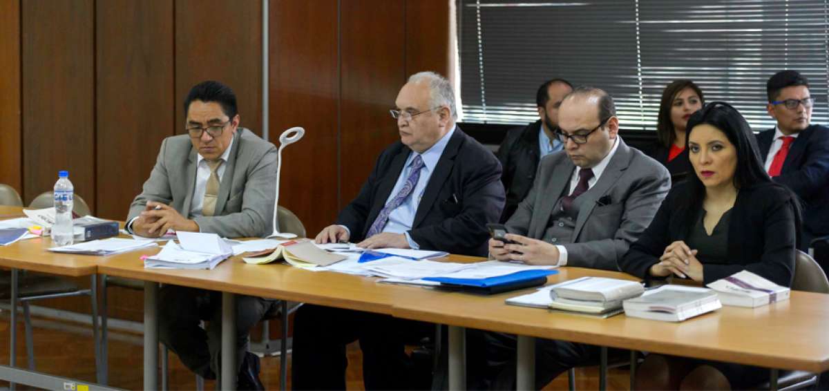 El abogado defensor de Rafael C., Caupolic&aacute;n Ochoa, durante la audiencia de revisi&oacute;n de medidas cautelares en la Corte Nacional de Justicia (CNJ).