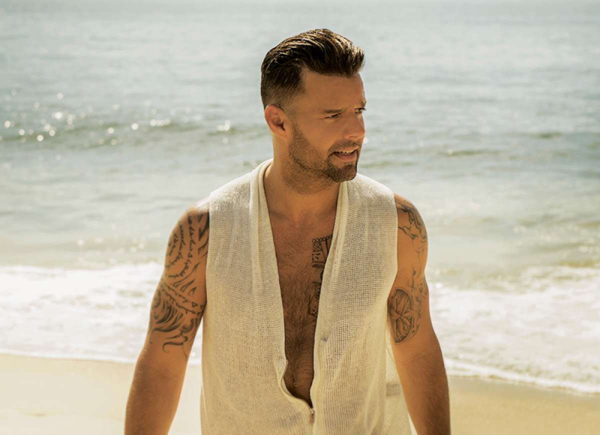 Ricky Martin lanza tema Disparo al coraz&oacute;n