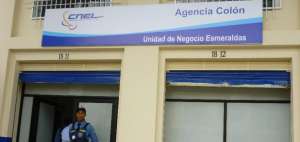 CNEL reabre oficina de atenci&oacute;n al cliente en Esmeraldas