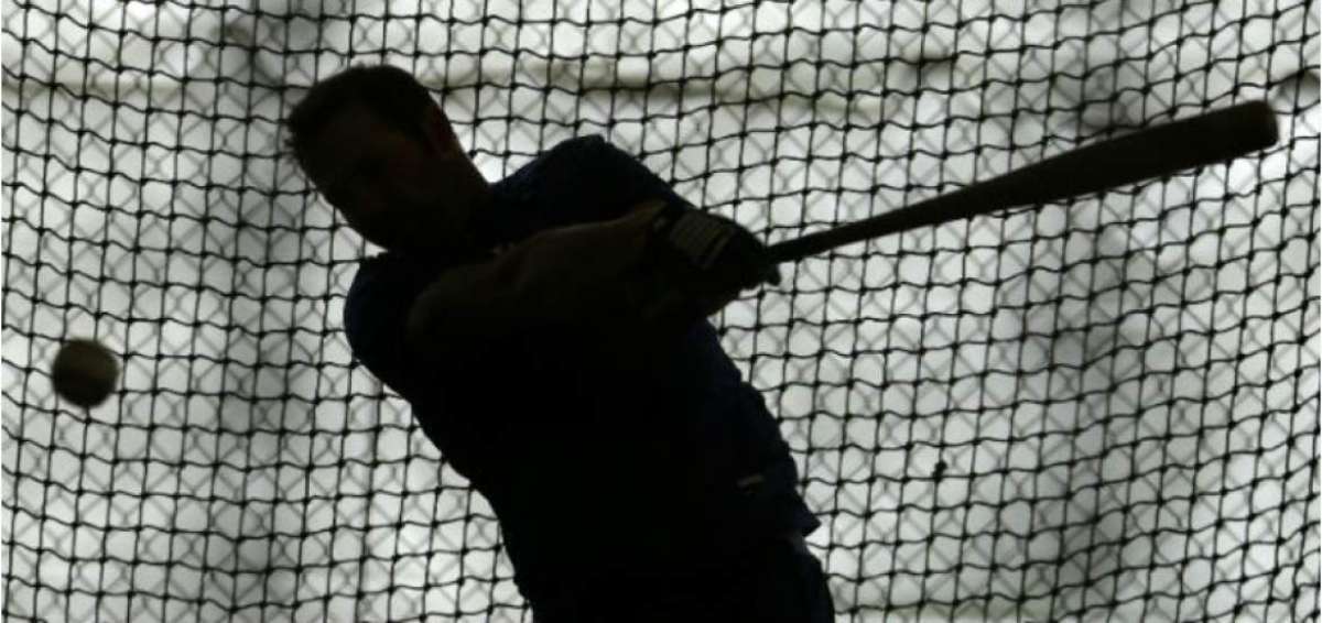 La cantidad de jugadores que salen de Cuba para conseguir suculentos contratos en las Grandes Ligas se ha convertido en un negocio rentable.