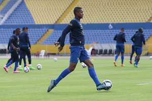 Fidel Mart&iacute;nez ser&iacute;a el reemplazo de Antonio Valencia, en los partidos ante Uruguay y Venezuela.