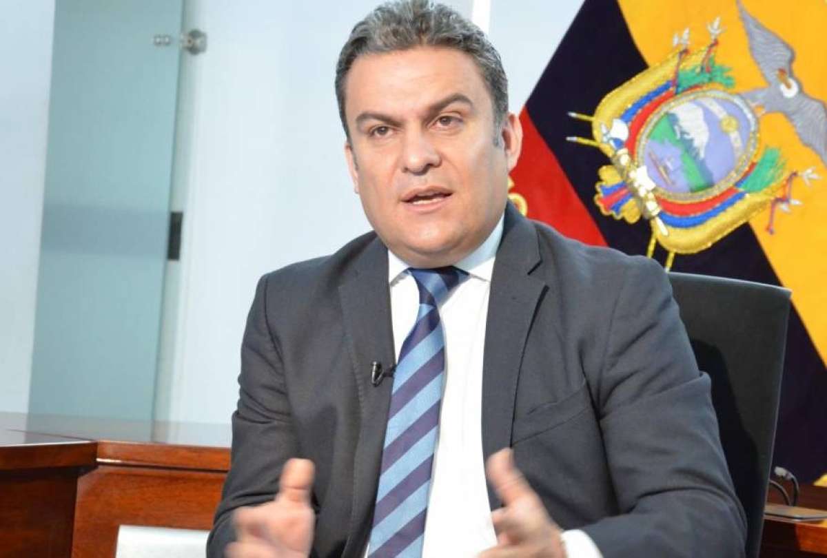El exfuncionario Jos&eacute; Serrano permanece detenido en Miami desde agosto de 2025 y enfrenta en Ecuador una orden de prisi&oacute;n preventiva por el caso del asesinato de Fernando Villavicencio.