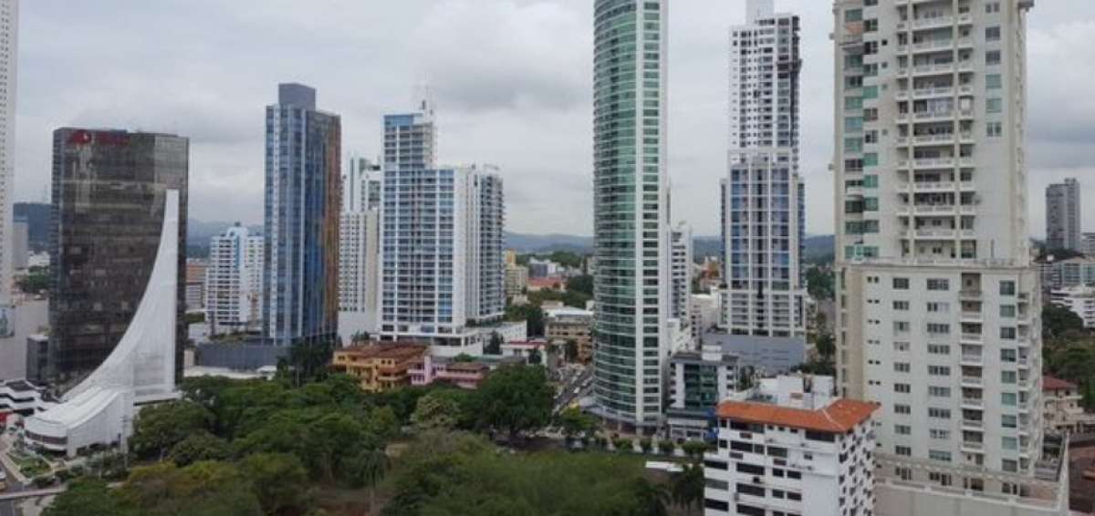 La Comisi&oacute;n Europea (CE) incluy&oacute; a Panam&aacute; en su nueva lista de pa&iacute;ses terceros con deficiencias en sus estrategias contra el blanqueo de dinero y la financiaci&oacute;n del terrorismo.