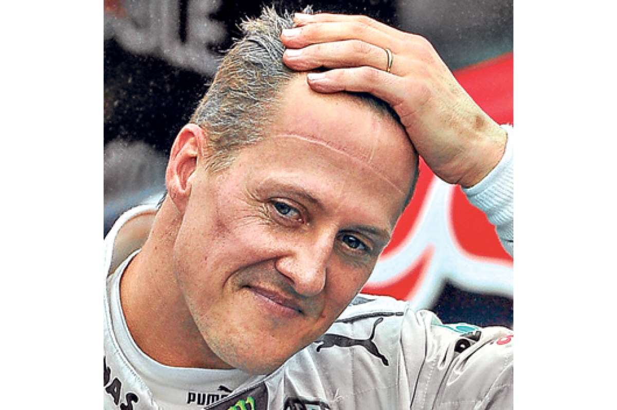 Schumacher sale del hospital y recibir&aacute; tratamiento en casa  