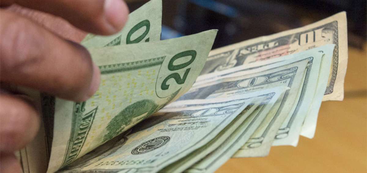 Analistas presentan los retos de la econom&iacute;a en 2019