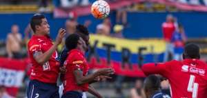 El cuadro de la 'chatole&iacute;' se qued&oacute; con un jugador menos por la expulsi&oacute;n del arquero Gal&iacute;ndez.