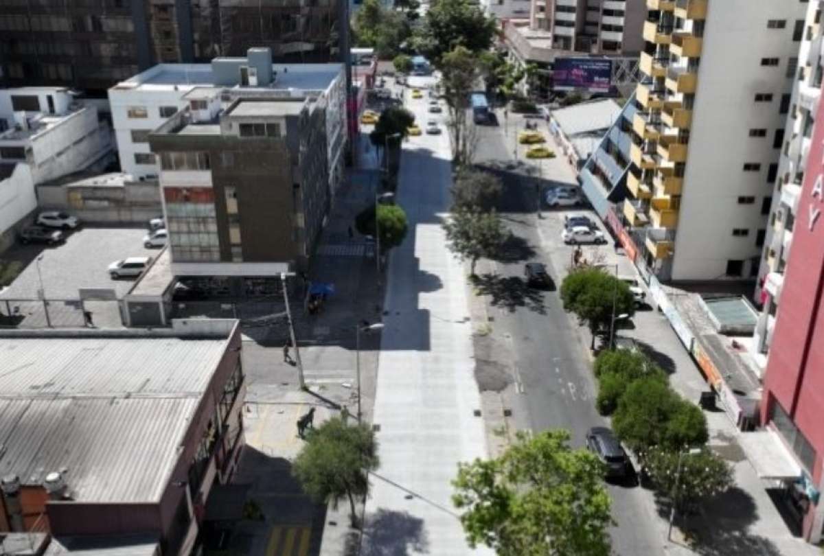 Cierres viales en Quito: avenida Colón.