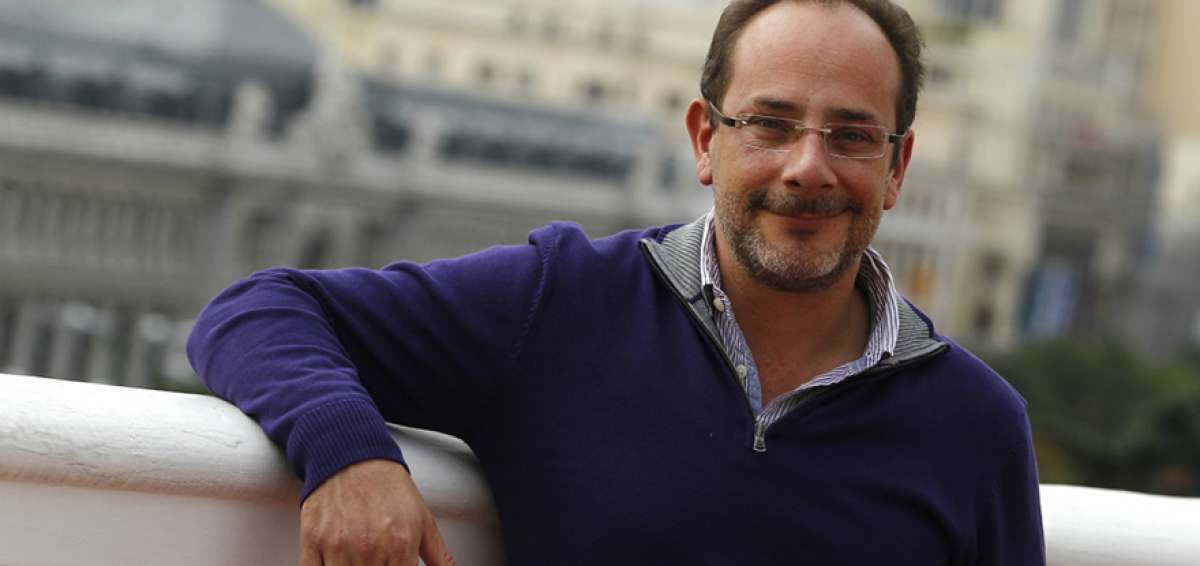&rarr;Padilla fue uno de los m&aacute;ximos exponentes de la llamada Generaci&oacute;n del Crack. Obtuvo el III Premio Iberoamericano de Ensayo en Casa de Am&eacute;rica 2010.