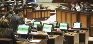 Los legisladores esperar&aacute;n el informe que realizar&aacute; la comisi&oacute;n antes de definir la sanci&oacute;n que recibir&aacute; la asamble&iacute;sta Vallejo.