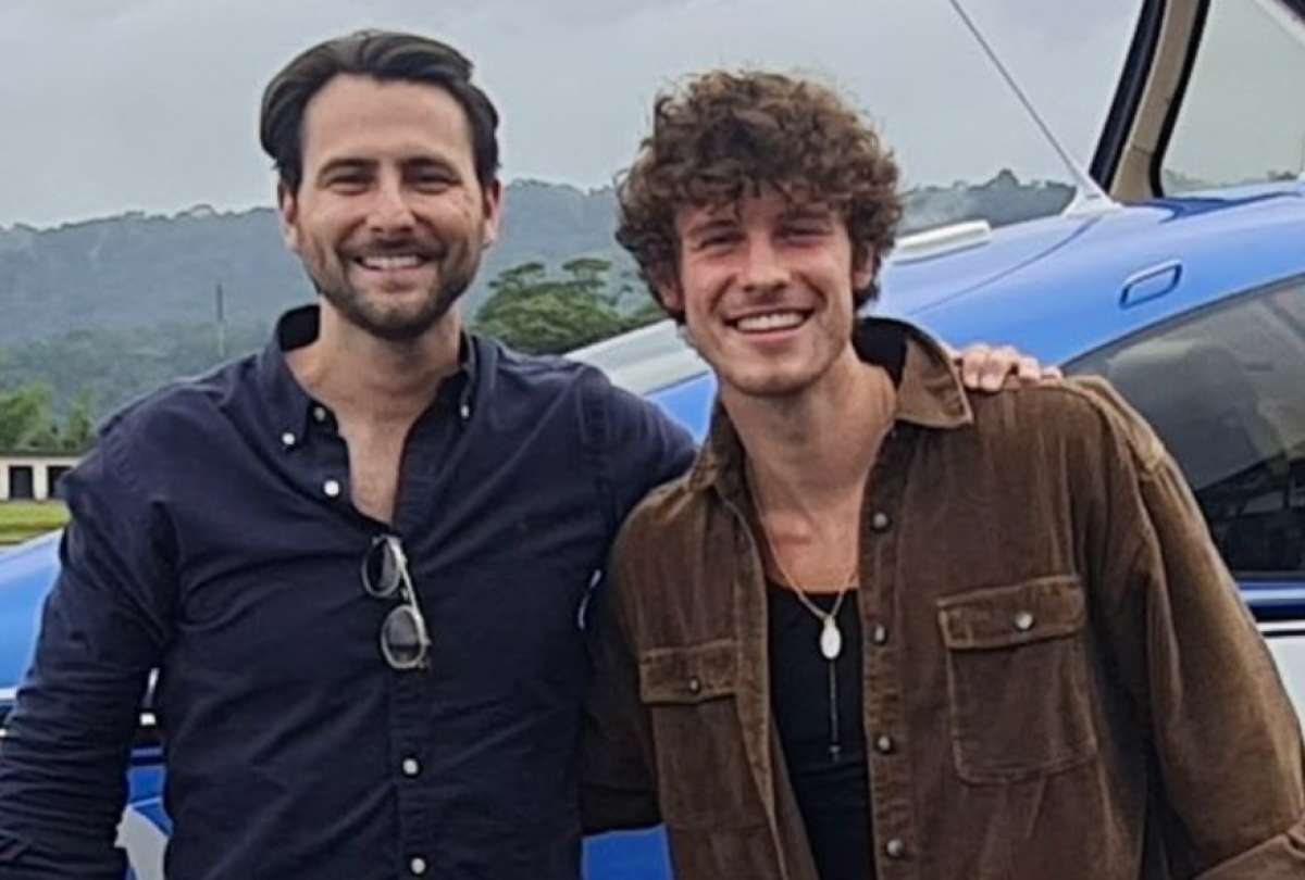El artista Shawn Mendes recorrió la Amazonía ecuatoriana. Esto le dijo el ministro de Turismo, Niels Olsen.