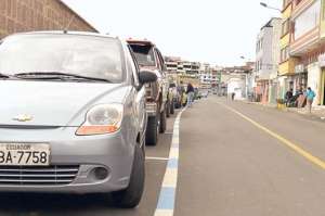 El parqueo es m&aacute;s dif&iacute;cil en Ambato