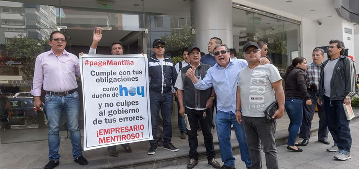 Los excolaboradores del diario piden a las autoridades ayuda para que Jaime Mantilla, exdirector del medio, les pague lo que la Ley le exige.