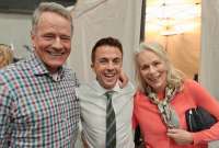 Frankie Muniz se reúne con el elenco original de “Malcolm el de en medio” para su regreso en Disney+.