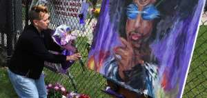 Incineran el cuerpo de Prince en una ceremonia privada