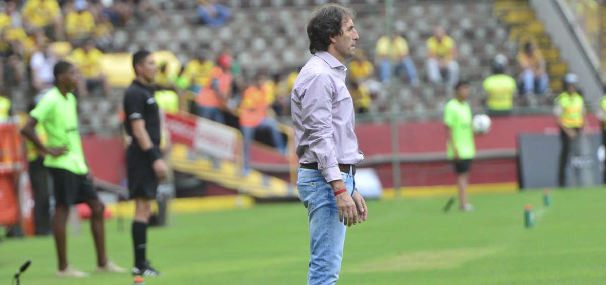 Guillermo Almada ser&aacute; director t&eacute;cnico  de Barcelona por tres temporadas m&aacute;s