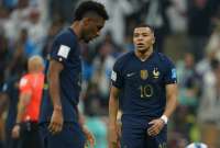 Federación Francesa de Fútbol denunciará comentarios racistas hacia jugadores
