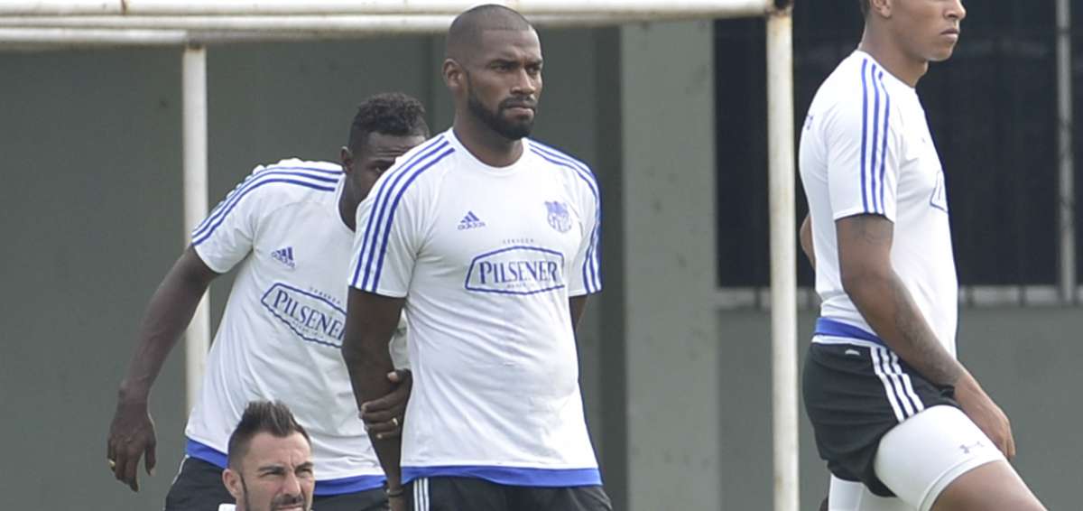 Gabriel Achilier a&uacute;n no renueva con Emelec