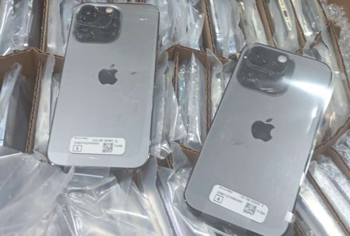 Aduana incauta USD 1 millón en Iphones de contrabando