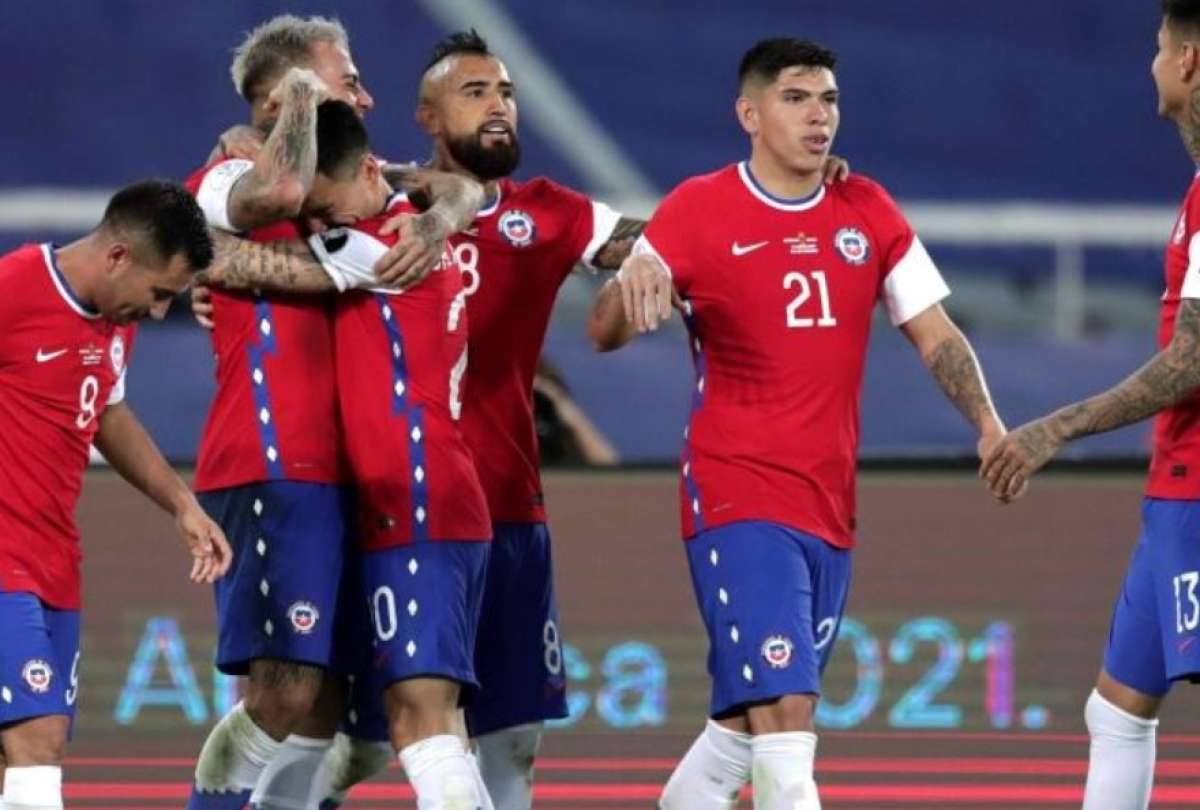 Chile perder&aacute; a dos jugadores para el partido con Ecuador