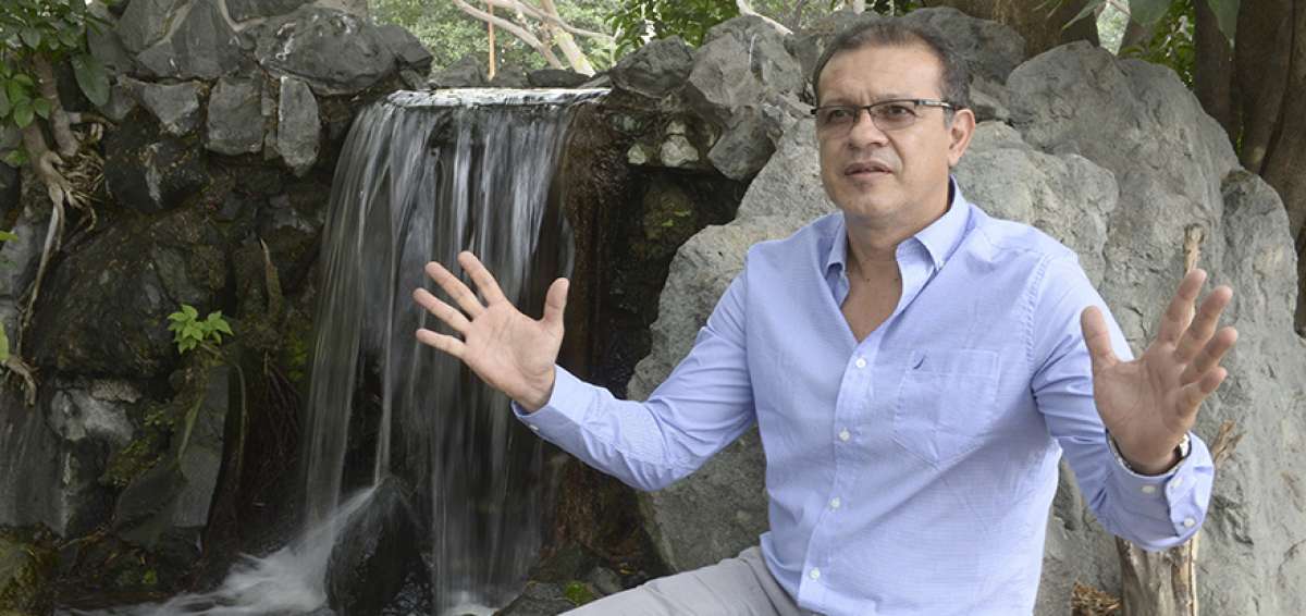 Yvo Ron revel&oacute; que llor&oacute; "tres d&iacute;as" luego de anunciar su retiro del f&uacute;tbol
