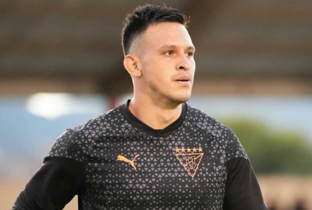 El arquero de Liga de Quito Gonzalo Valle recuper&oacute; su libertad parcialmente.