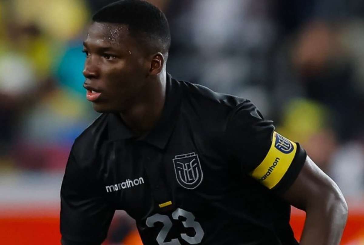 Moisés Caicedo podría jugar el primer partido del Mundial