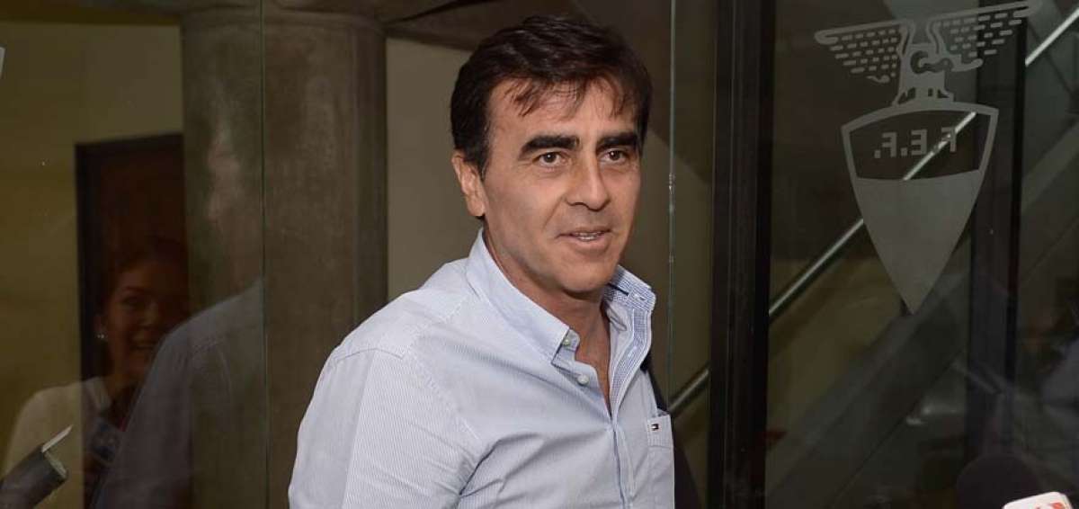 Gustavo Quinteros pag&oacute; $ 366.515 en impuesto a la renta causado el a&ntilde;o pasado