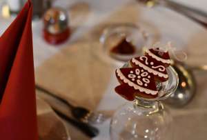 Cena corporativa de Navidad o un bono económico ¿Qué prefiere la generación Z?