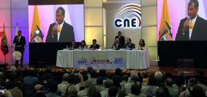 El presidente Rafael Correa particip&oacute; en el acto inaugural del proceso electoral. 
