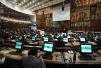 Asamblea aprobó respaldo a la fiscal Diana Salazar.