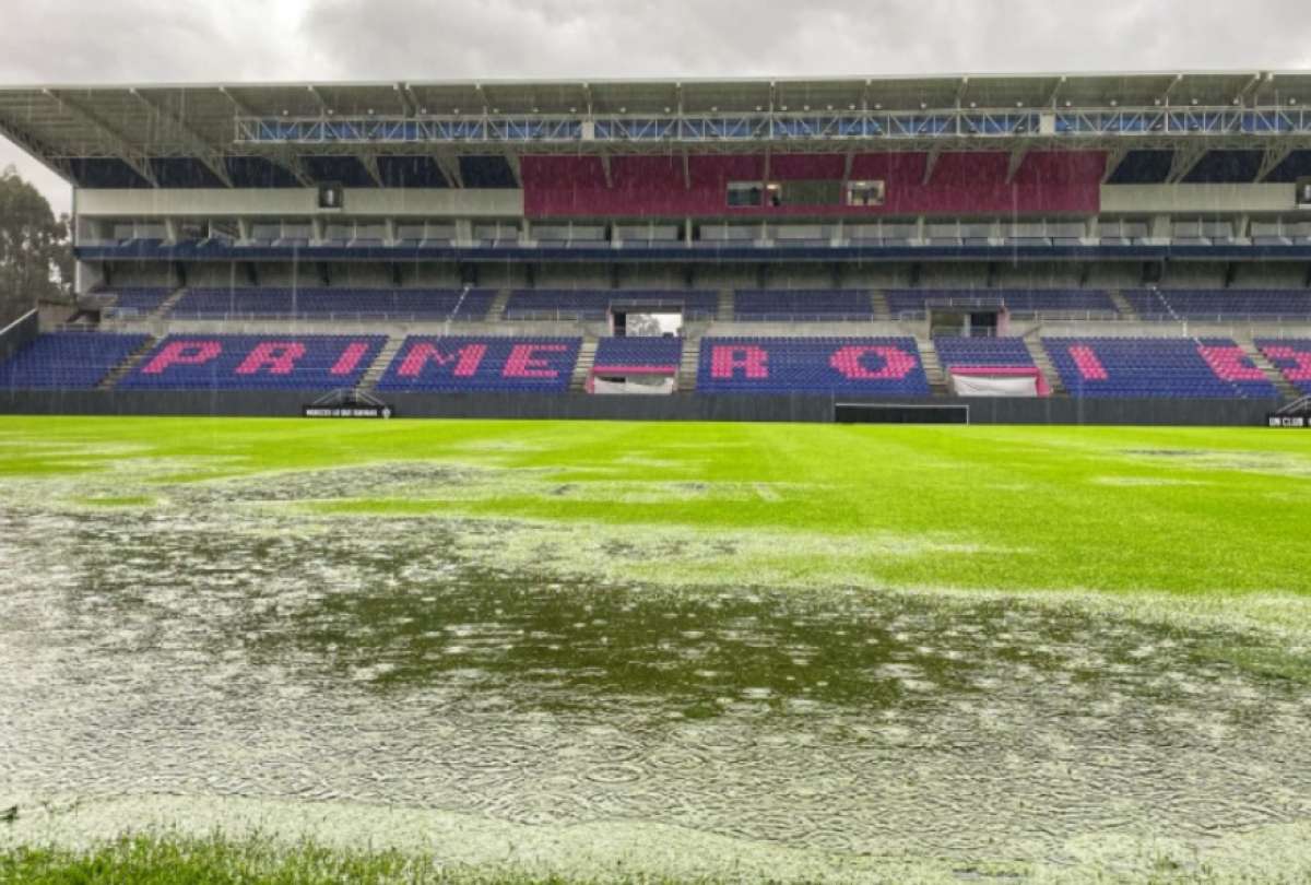 Partido de la Selecci&oacute;n Femenina fue suspendido por la lluvia