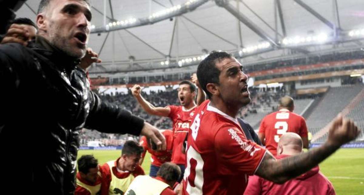 Independiente vuelve a primera divisi&oacute;n en Argentina al vencer 2-0 a Hurac&aacute;n (VIDEO)