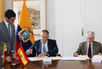 La comunicación del nuevo proyecto académico de tercer nivel, se canalizará a través del Consulado General de la República del Ecuador en Barcelona.