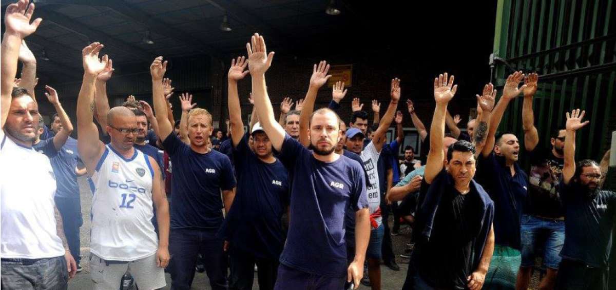 Beatriz Sarlo, Roberto Gargarella, Mart&iacute;n Kohan, Alejandro Horowicz, Mart&iacute;n Caparr&oacute;s, Mempo Giardinalli, entre otros publicaron una declaraci&oacute;n.