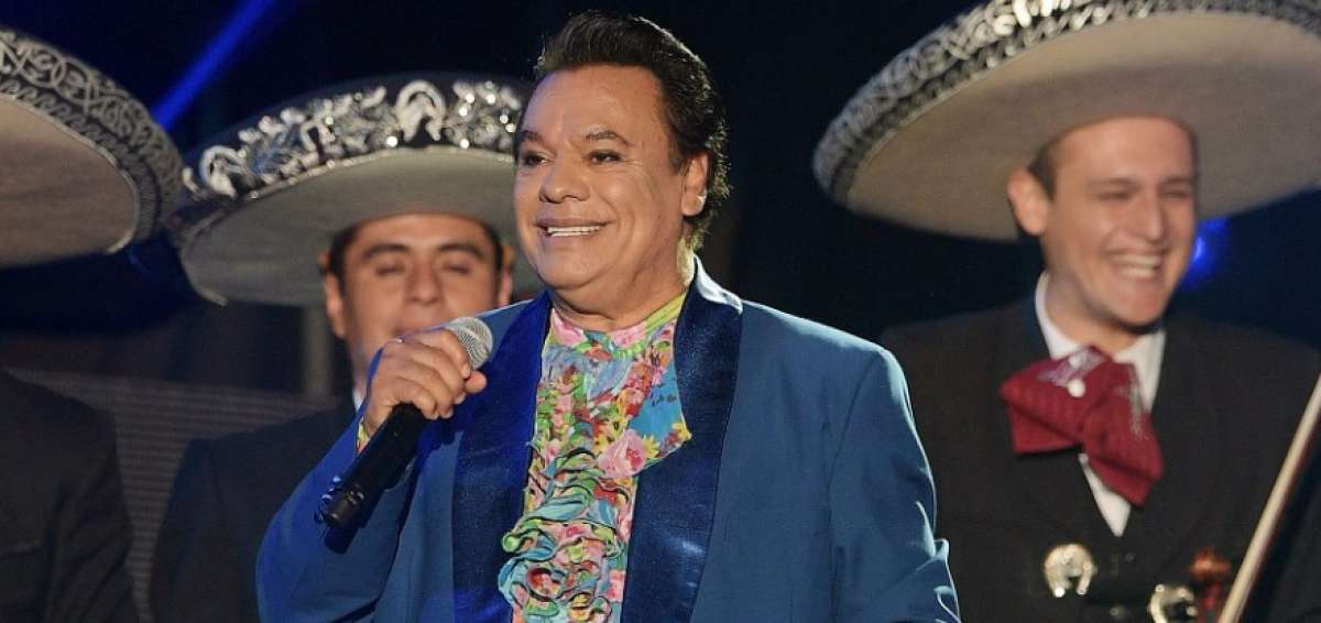 Juan Gabriel, &iacute;dolo musical en M&eacute;xico y el mundo, fue un incansable fil&aacute;ntropo