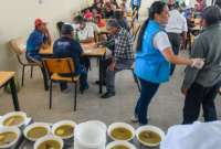 En los tres comedores en Quito se prestan servicios de alimentación y se entrega información sobre educación, salud, emprendimientos, etc.
