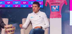 Cientos de aficionados al ciclismo estuvieron presentes en la llegada a Quito del ganador del t&iacute;tulo en la edici&oacute;n 102 del Giro de Italia, el ecuatoriano Richard Carapaz, para brindarle sus gritos de apoyo y agradecerle por el esfuerzo y la alegr&iacute;a brindados en una de las pruebas m&aacute;s importantes del mundo.